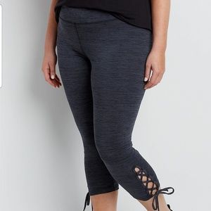 Spacedye Capri Legging w Lace Up Bottom Hem Size 4